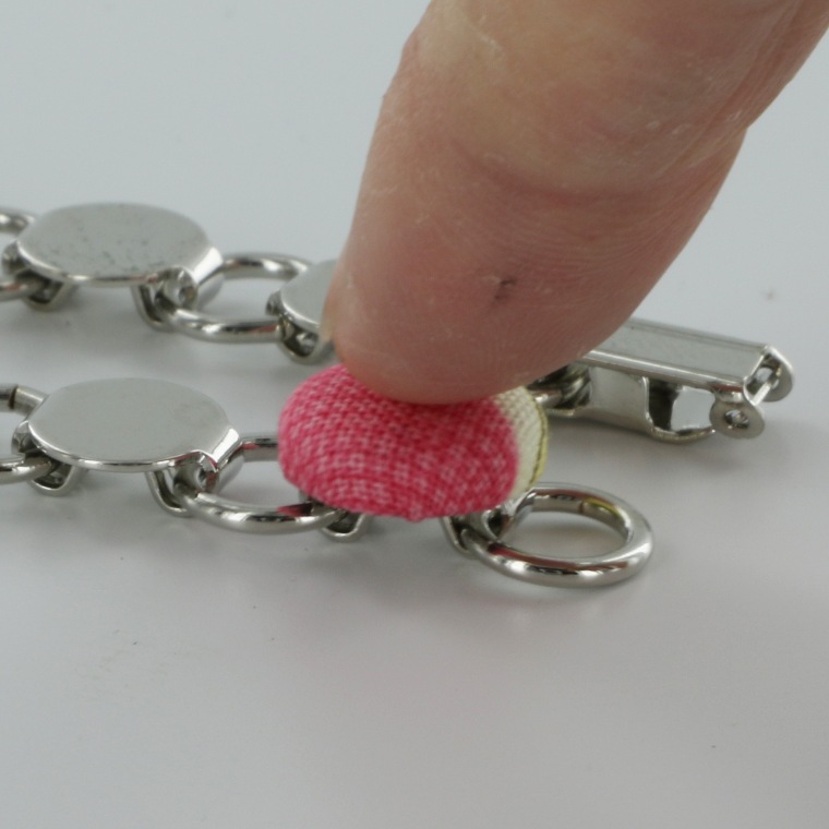 cover-button-bracelet-tutorial-pic-10